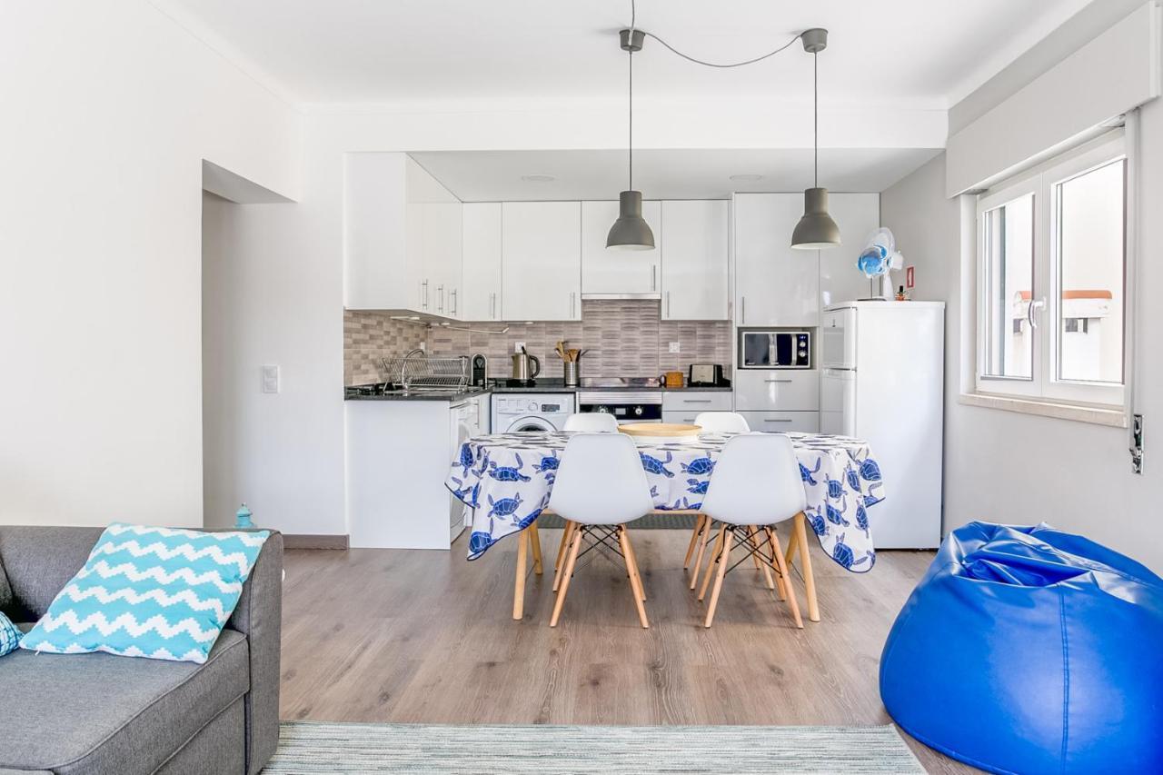 1 Bedroom Beach Apartment With Balcony 2 Min Walk To The Beach! Costa da Caparica Exterior foto