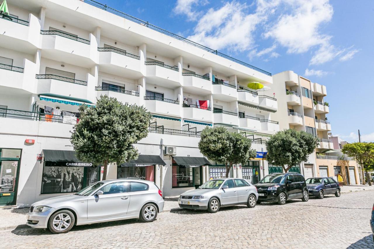 1 Bedroom Beach Apartment With Balcony 2 Min Walk To The Beach! Costa da Caparica Exterior foto